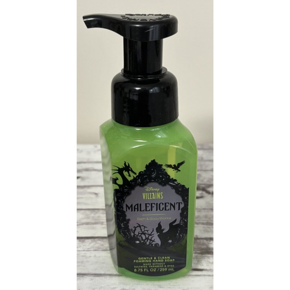 Bath and Body Works: Disney Villain Maleficent Foaming Hand Soap‎ - New